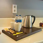 Отель The Clock