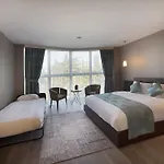 The Clock Стамбул